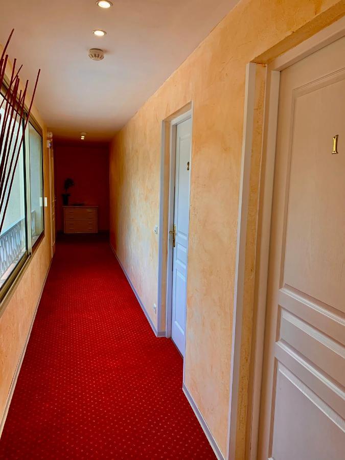 Hotel Beau Soleil เลอลาวองดูว์ ภายนอก รูปภาพ