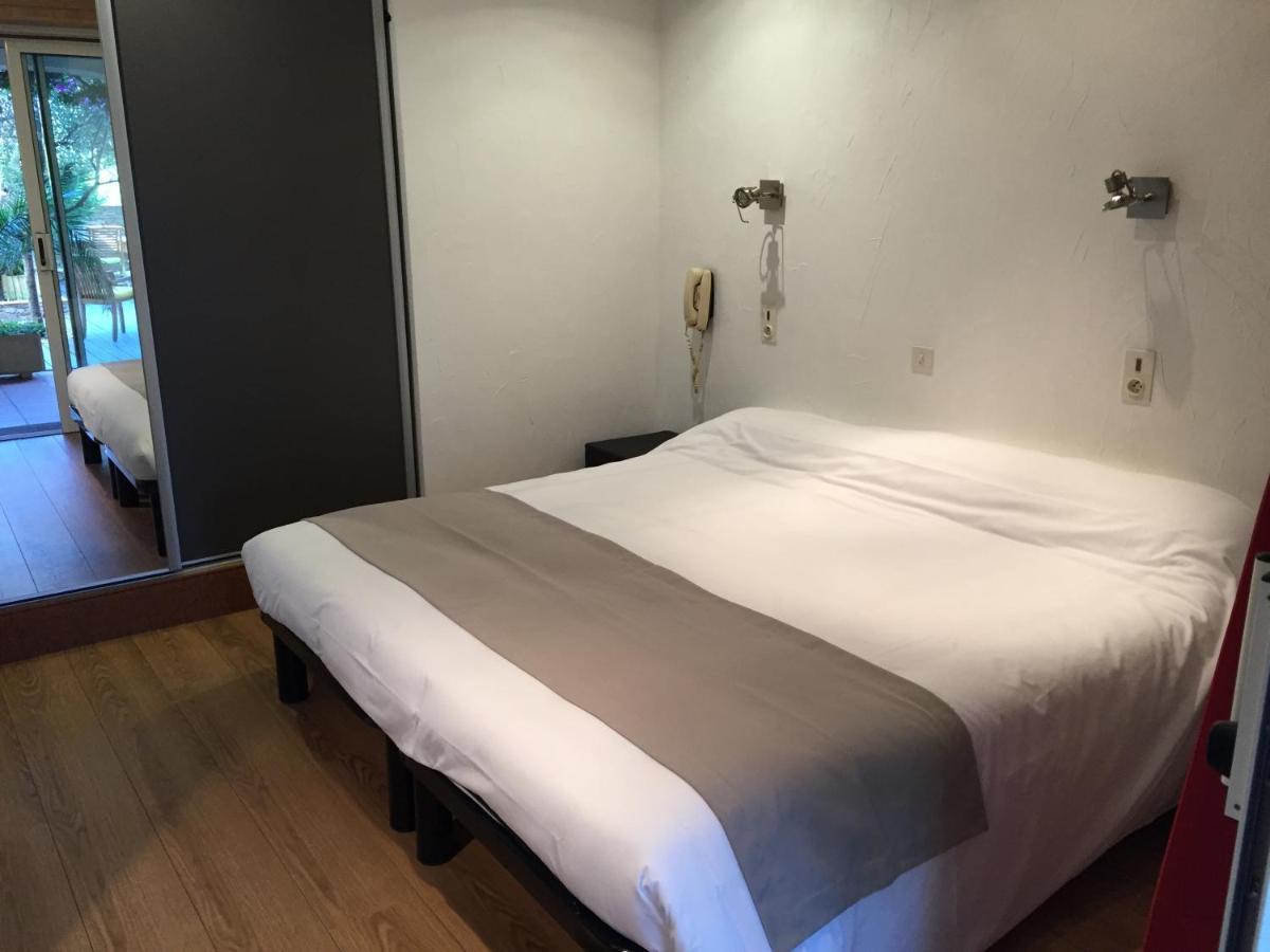 Hotel Beau Soleil เลอลาวองดูว์ ภายนอก รูปภาพ