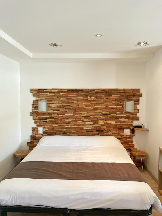 Hotel Beau Soleil เลอลาวองดูว์ ภายนอก รูปภาพ