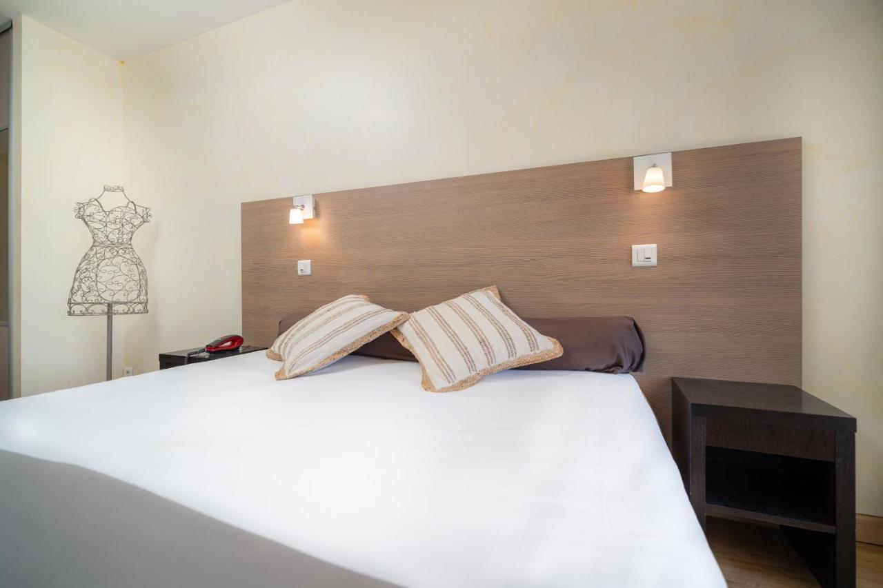 Hotel Beau Soleil เลอลาวองดูว์ ภายนอก รูปภาพ
