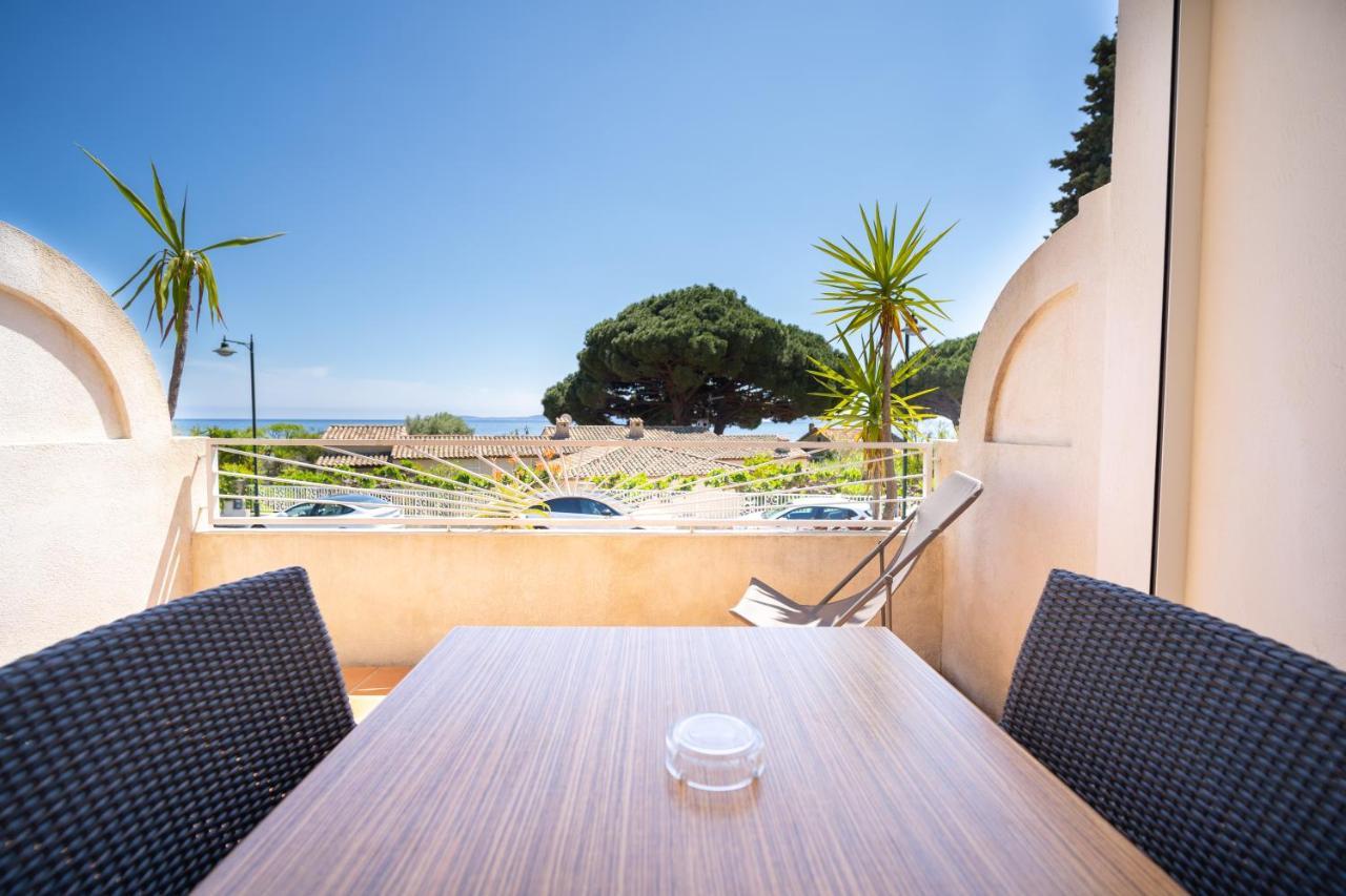 Hotel Beau Soleil เลอลาวองดูว์ ภายนอก รูปภาพ